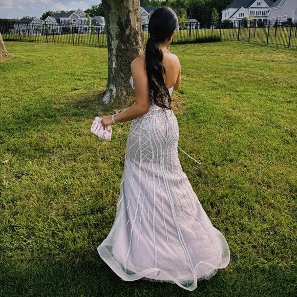 Beautiful Prom Dress - Picture 2 of 7